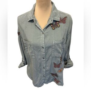 Billy T Embroidered Butterflies Button Down Womens Size Medium Roll tab sleeves